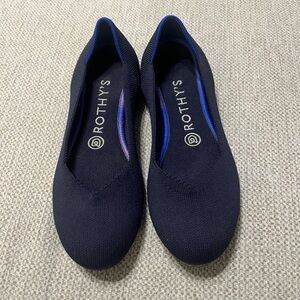 Rothy’s The Flat Navy Blue Round Toe Slip On Ballet Flats Casual Shoes Sz 7